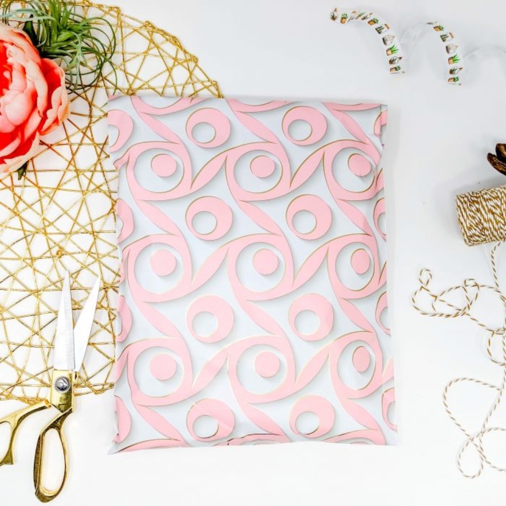 10 10" by 13" pink unique design pollymailers